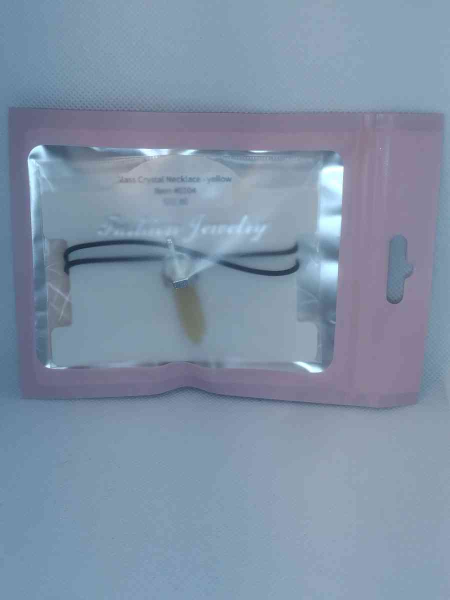 Yellow Topaz Glass Pendant Necklace - Roanoke, Virginia - FleaMarketBay