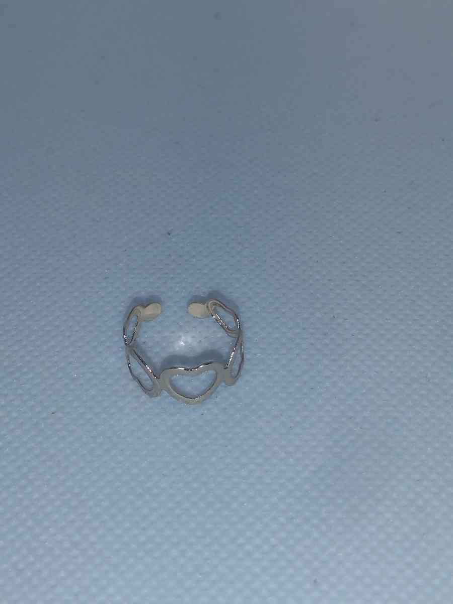 Open Heart Chic Rhinestone Ring - Roanoke, Virginia - FleaMarketBay