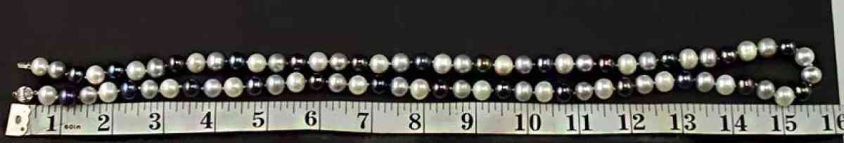 Pearl Necklace black white and gray pearls - Fruitland Park, Florida