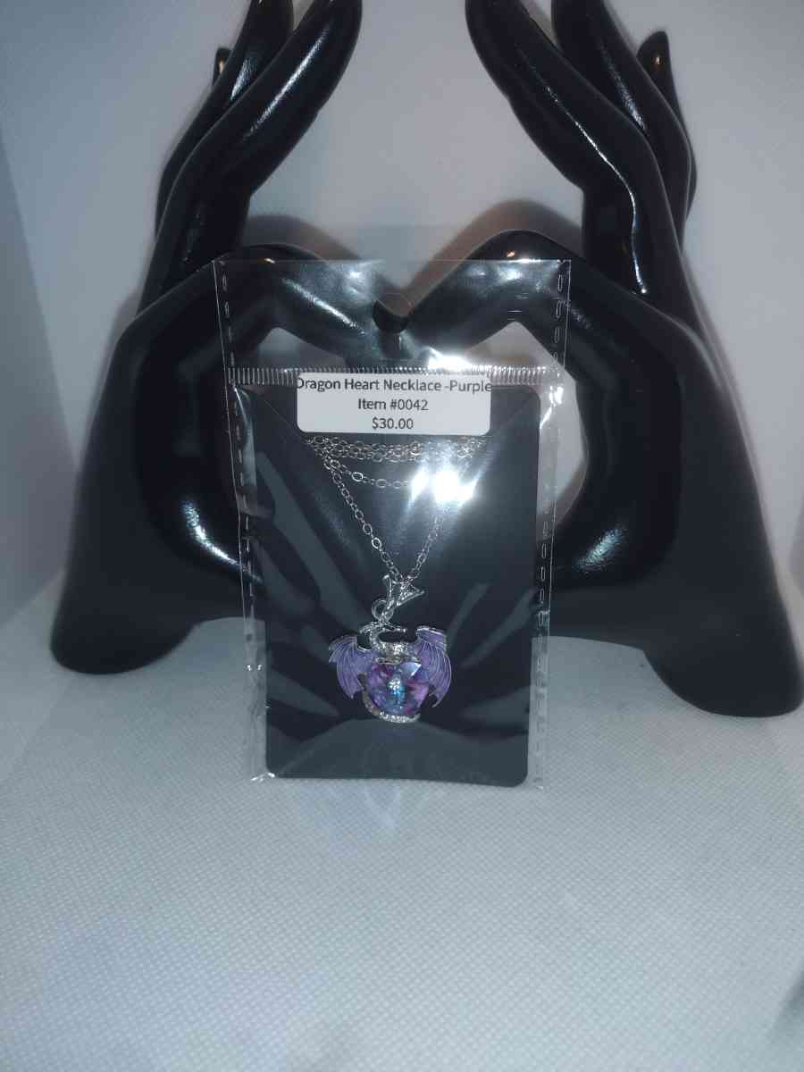 Dragon Heart Rhinestone Necklace Purple - Roanoke, Virginia - FleaMarketBay