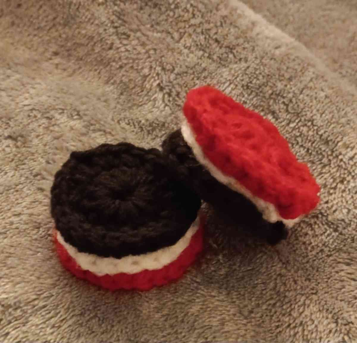 Handmade Crochet CocaCola Oreos - Nashville, Arkansas - FleaMarketBay