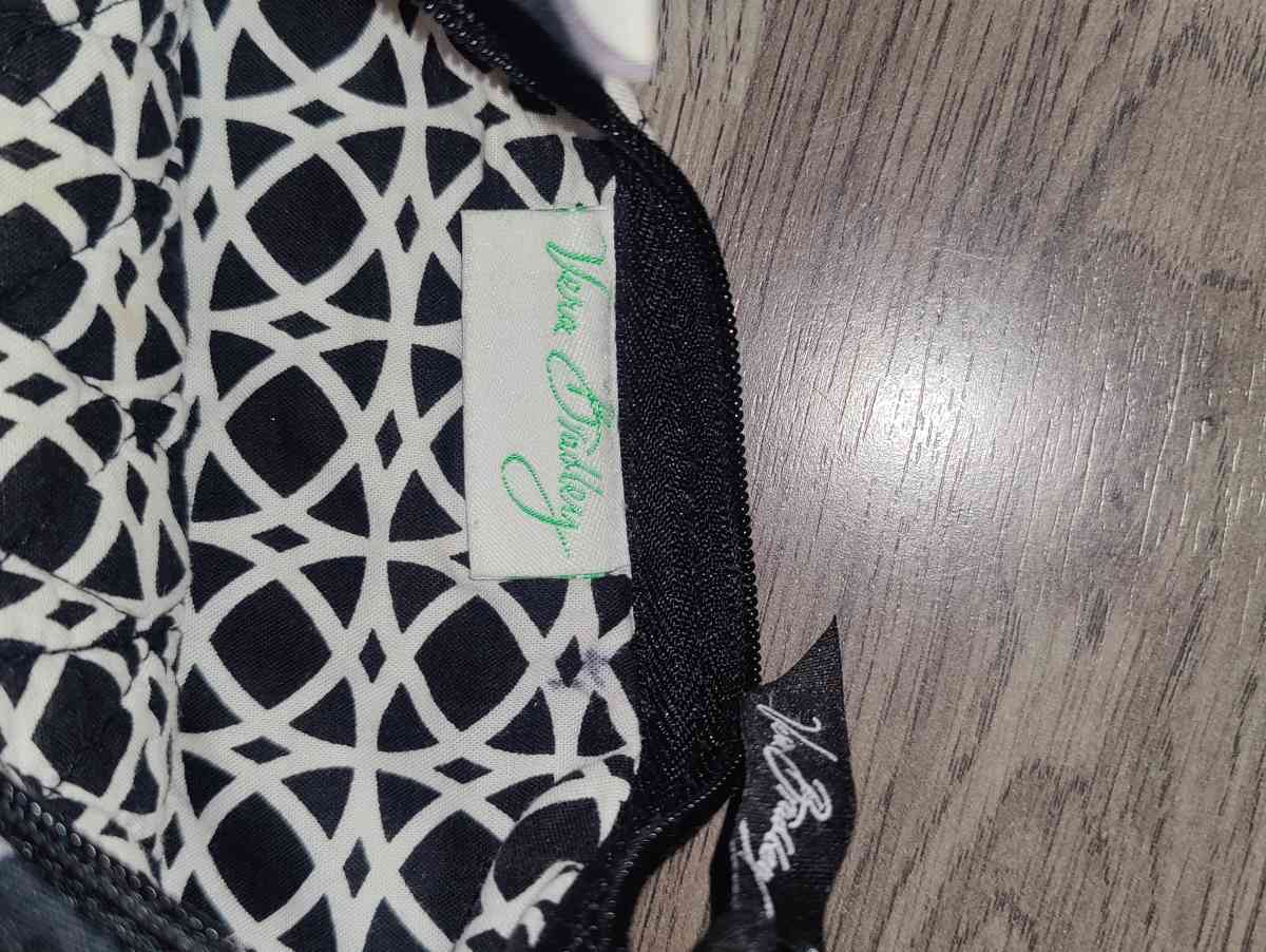 Vera Bradley NightNDay Mini Hobo Bag - Kokomo, Indiana - FleaMarketBay