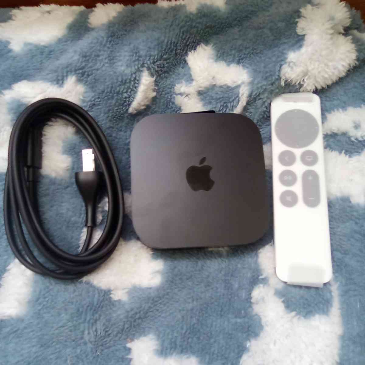 Apple TV 4K WiFi and Ethernet - San Antonio, Texas - FleaMarketBay