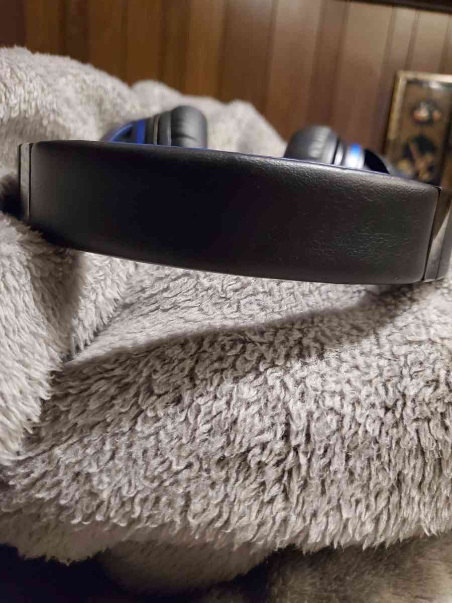 Sony MDRXB950BT Wireless Bluetooth Headphones - Wheeling, West Virginia - FleaMarketBay