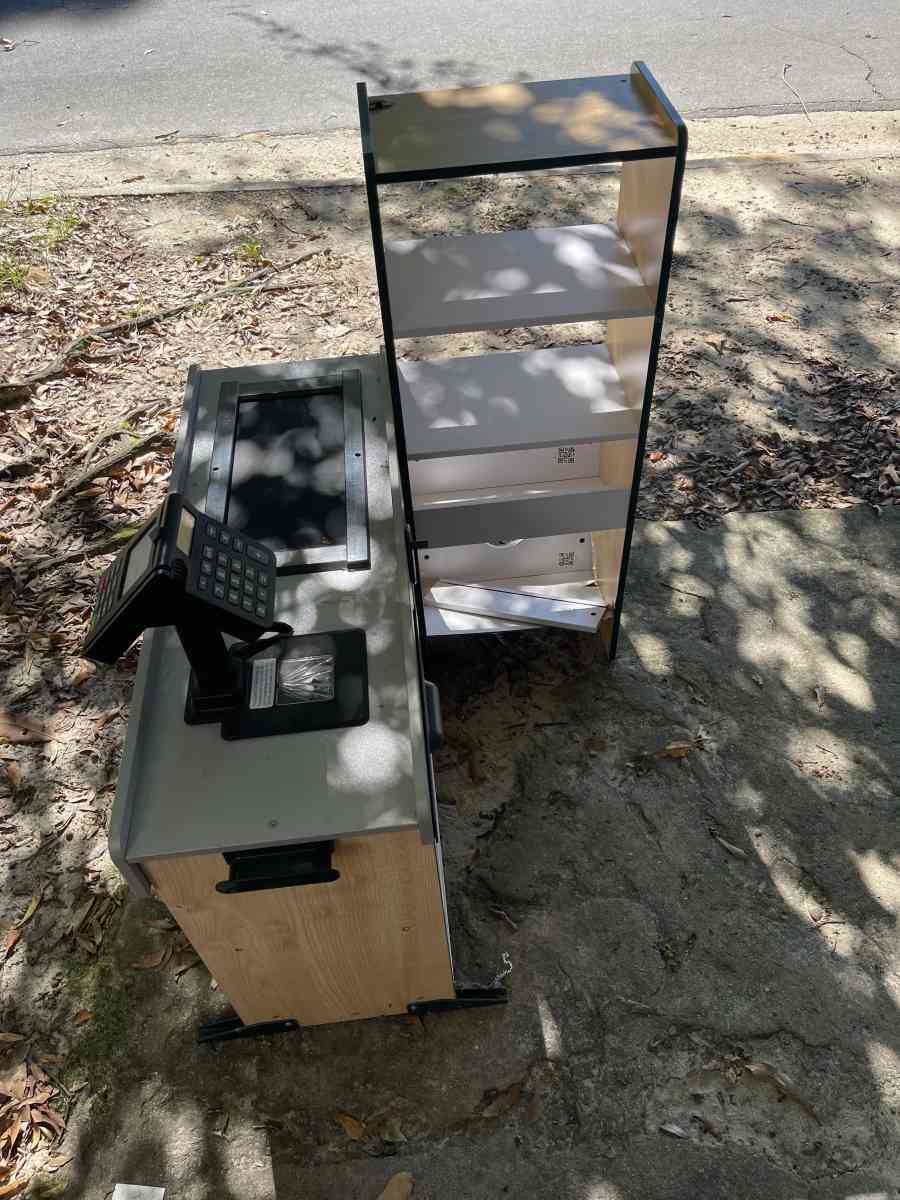 cashier - Fayetteville, North Carolina - FleaMarketBay