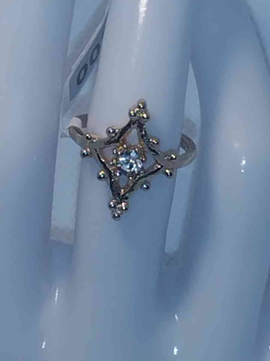 Star Ring - Roanoke, Virginia - FleaMarketBay