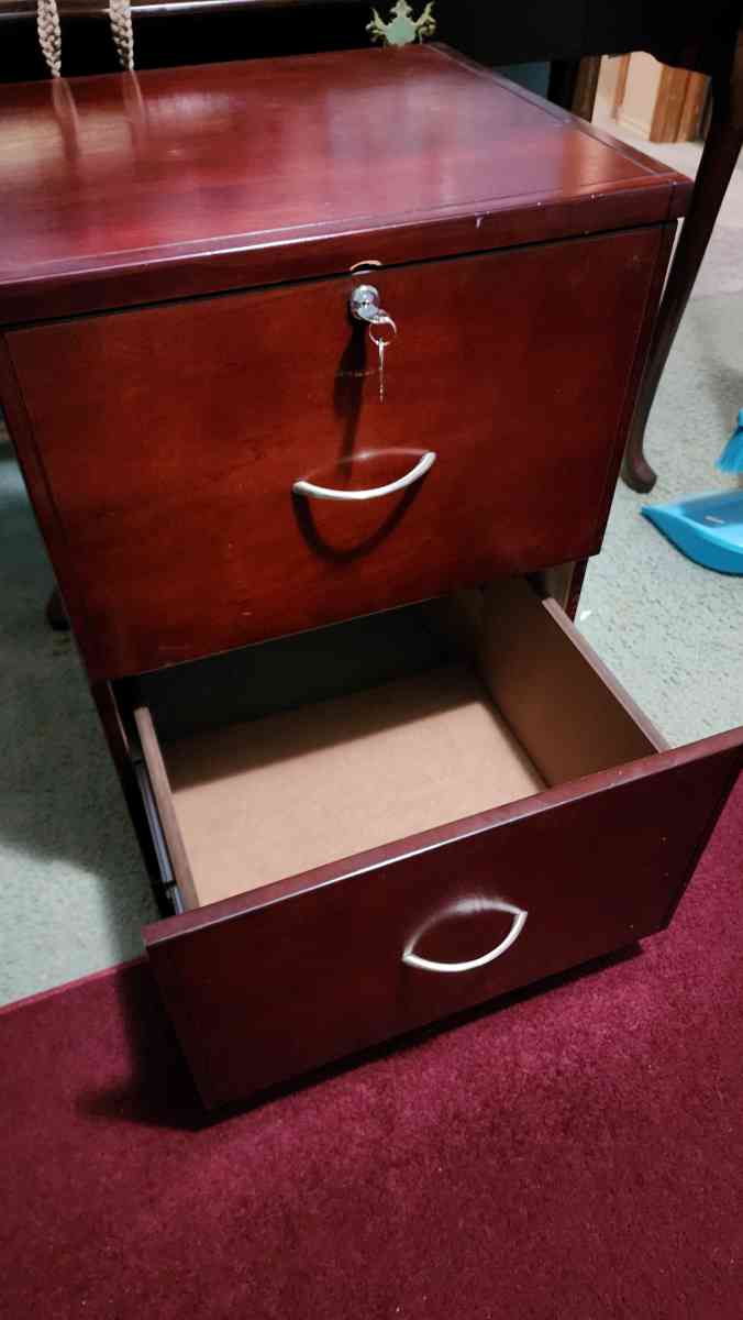 2 Drawer Cherrywood Lacquer Finish Filing Cabinet wkey - Mesquite, Texas - FleaMarketBay