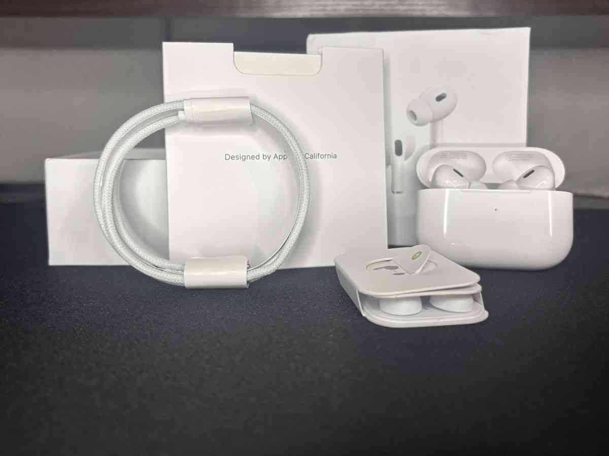 Apple Airpods Pro 2nd generation - San Benito, Texas - FleaMarketBay