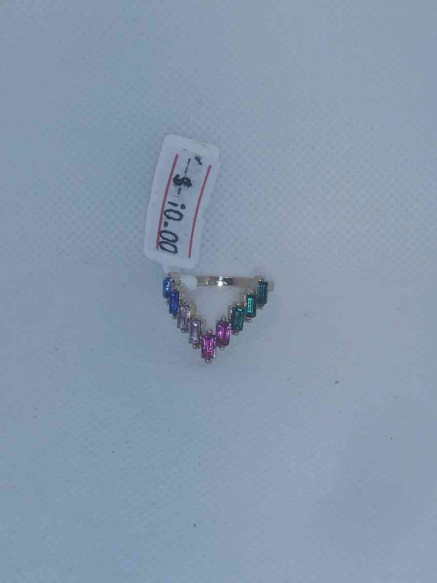 Multi Colored V Shape Chic Rhinestone Ring - Roanoke, Virginia - FleaMarketBay