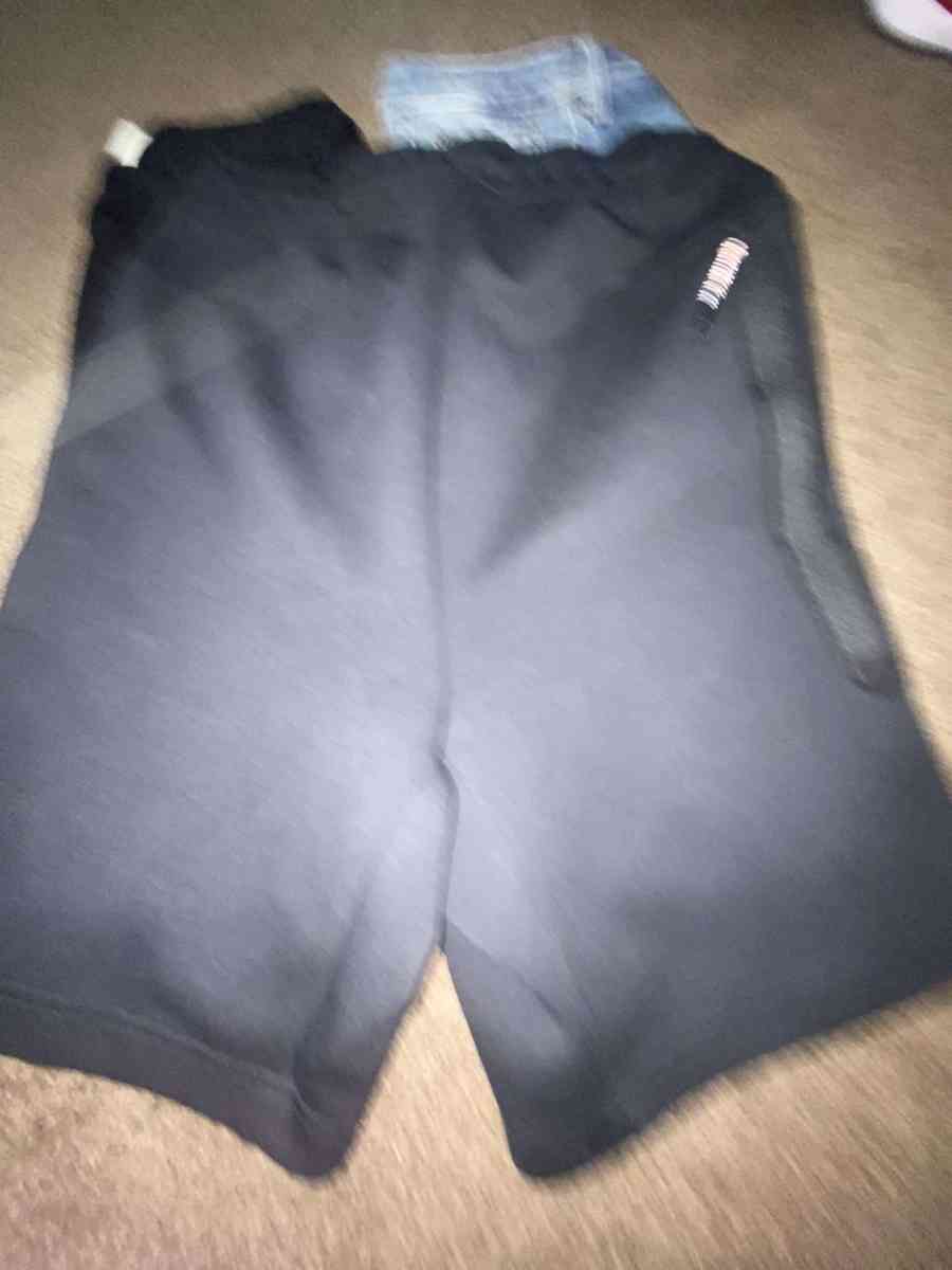 Nike Fleece Shorts - Admire, Kansas - FleaMarketBay