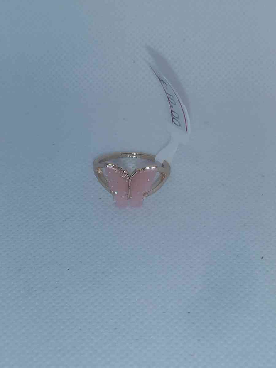 Butterfly Sparkles Chic Rhinestone Ring - Roanoke, Virginia - FleaMarketBay