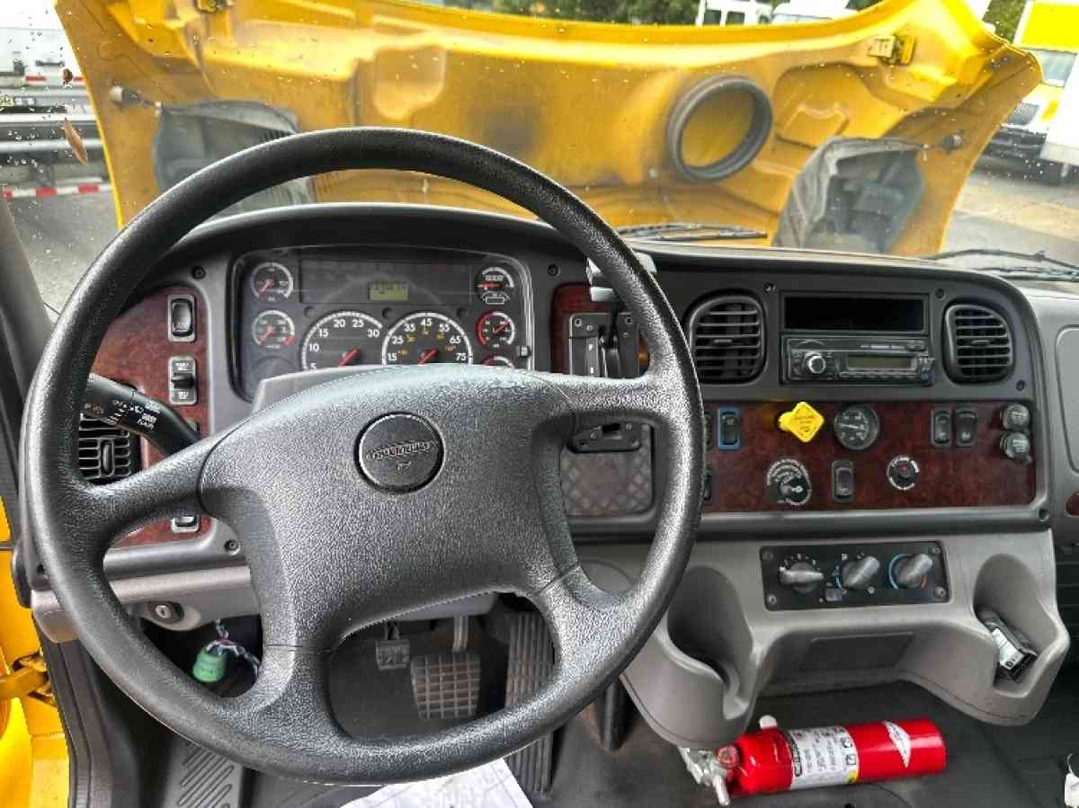 2016 Freightliner M2 Flatbed Truck - Aurora, Colorado - FleaMarketBay