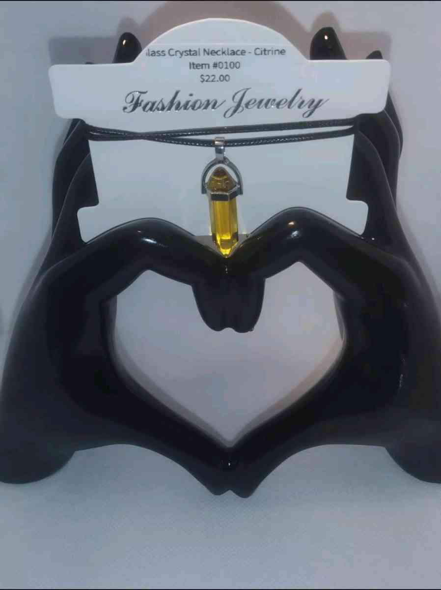 Citrine Glass Pendant Necklace - Roanoke, Virginia - FleaMarketBay