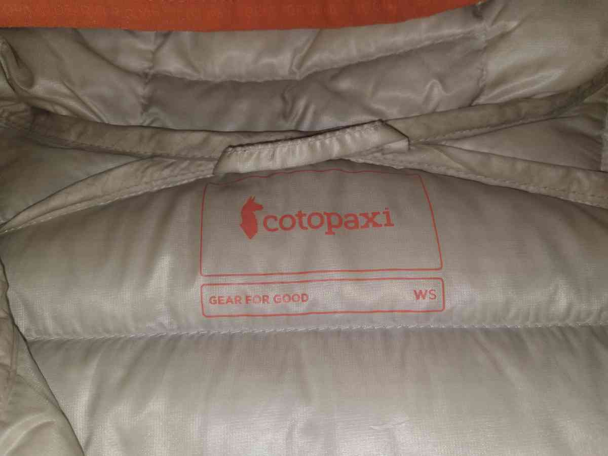Cotopaxi Fuego Hooded Down Jacket Womens SMALL - Aurora, Colorado - FleaMarketBay