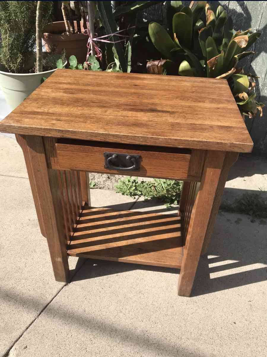 nightstand - Los Angeles, California