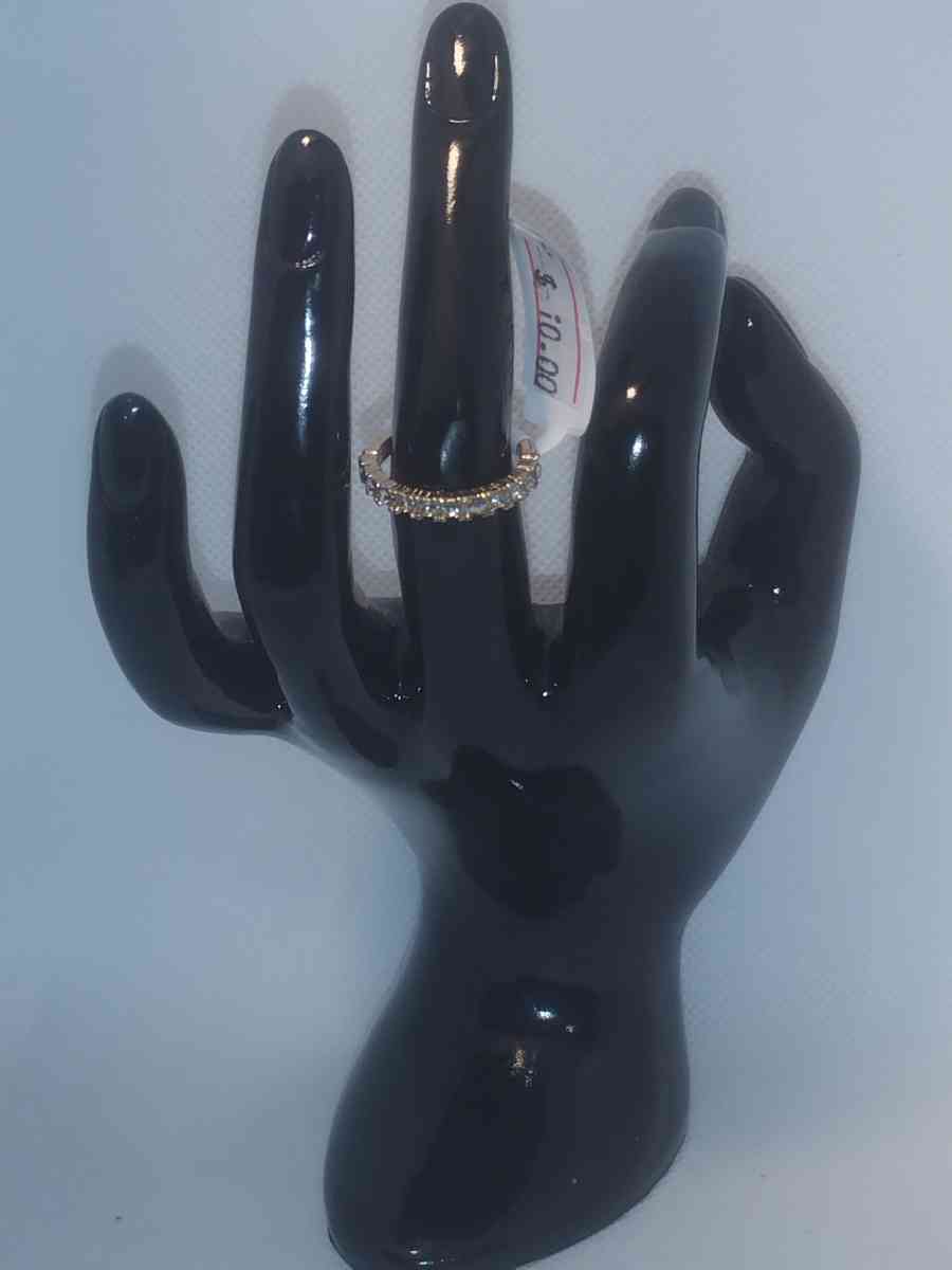 Small White Stones Chic Rhinestone Ring - Roanoke, Virginia - FleaMarketBay