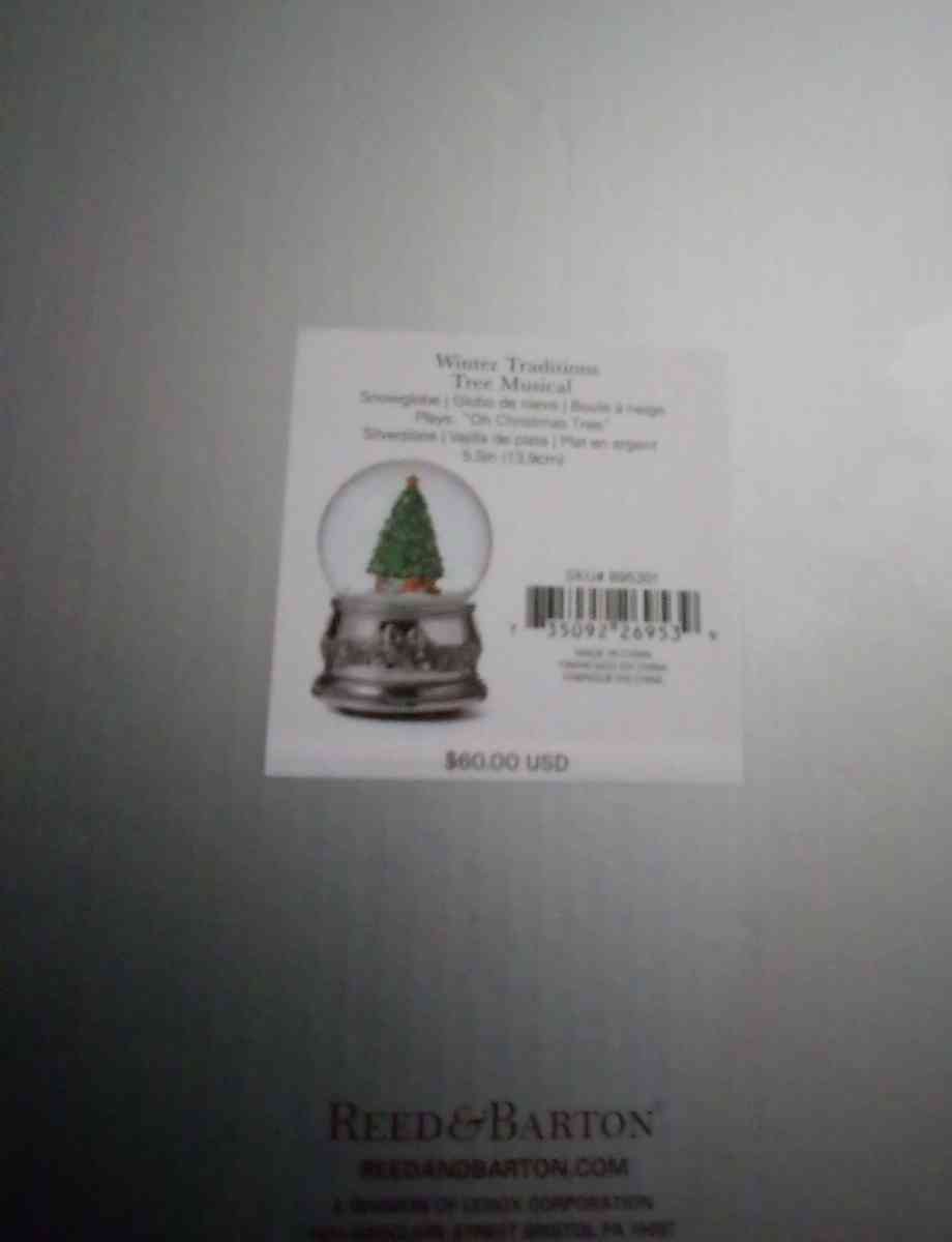 TWO BRAND NEW NEVER OPENED MUSICAL SNOWGLOBES - Hagerstown, Maryland
