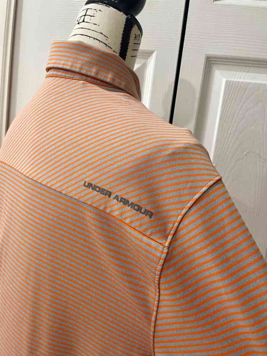 under armour performance golf polo shirt size medium - Boynton Beach, Florida - FleaMarketBay