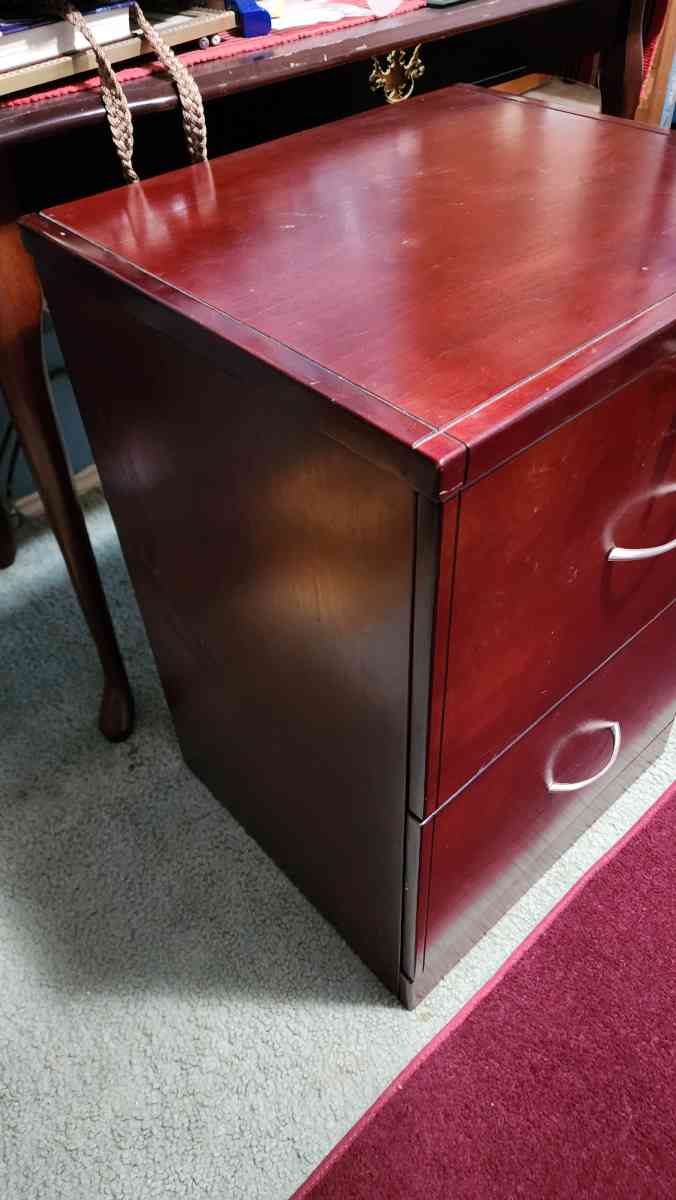 2 Drawer Cherrywood Lacquer Finish Filing Cabinet wkey - Mesquite, Texas - FleaMarketBay