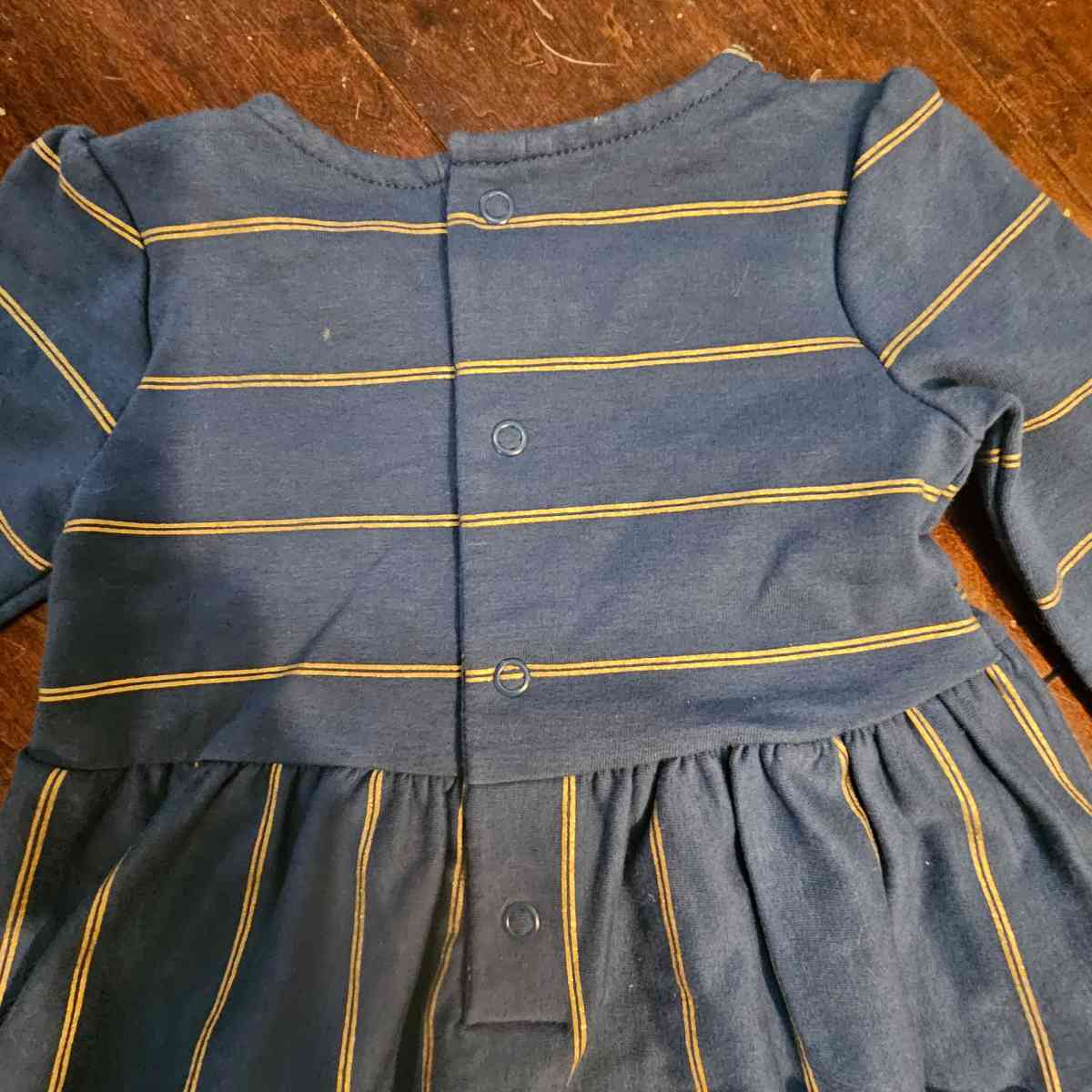 Carters baby girl dress size 12M - Indianapolis, Indiana - FleaMarketBay