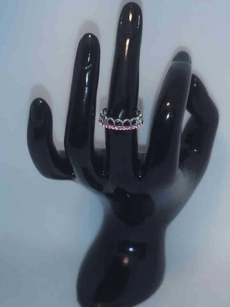 Pink Crown Ring - Roanoke, Virginia - FleaMarketBay