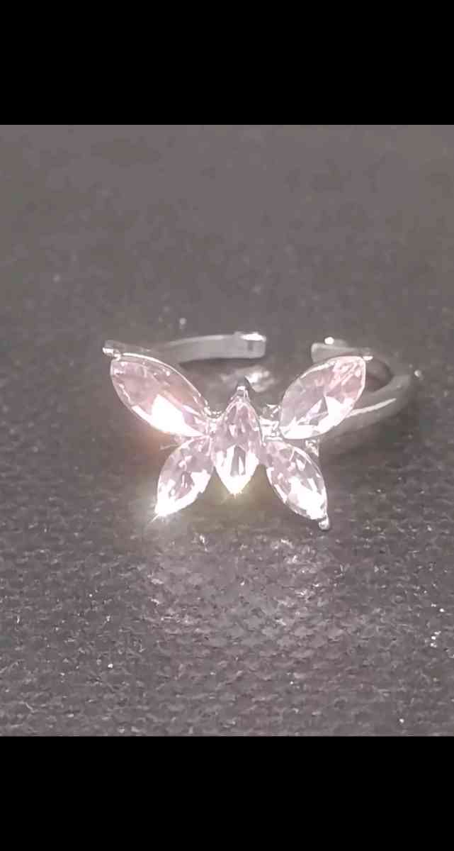 Silver Pink Butterfly Ring - Roanoke, Virginia - FleaMarketBay