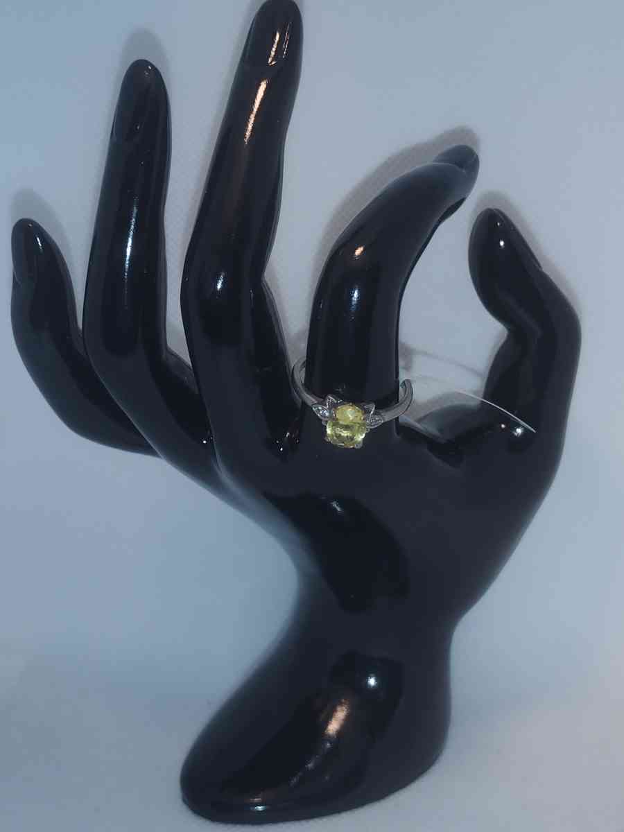 Citrine Ring Silvery - Roanoke, Virginia - FleaMarketBay