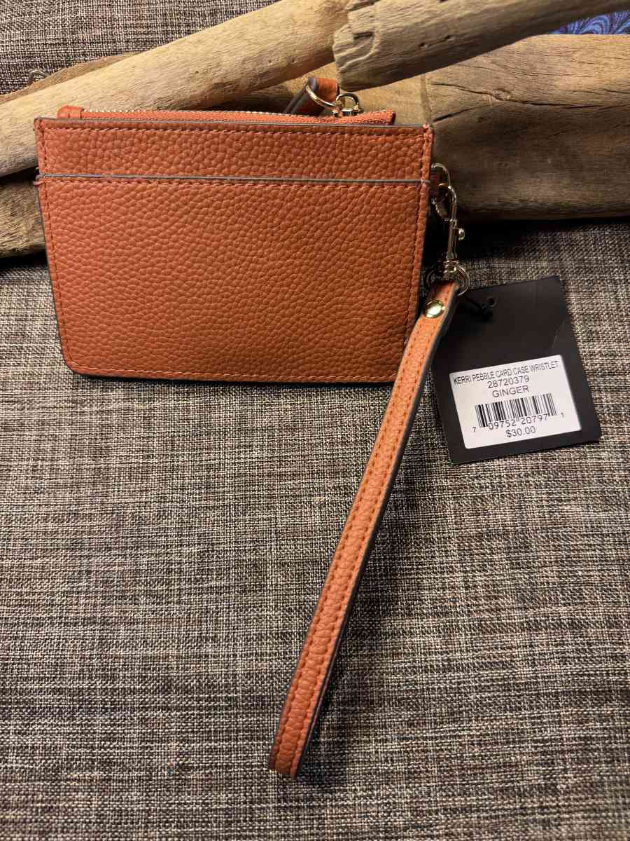 2010PRTT Nanette Lepore Kerri Pebble Card case with Wrist St - Gallatin, Tennessee - FleaMarketBay