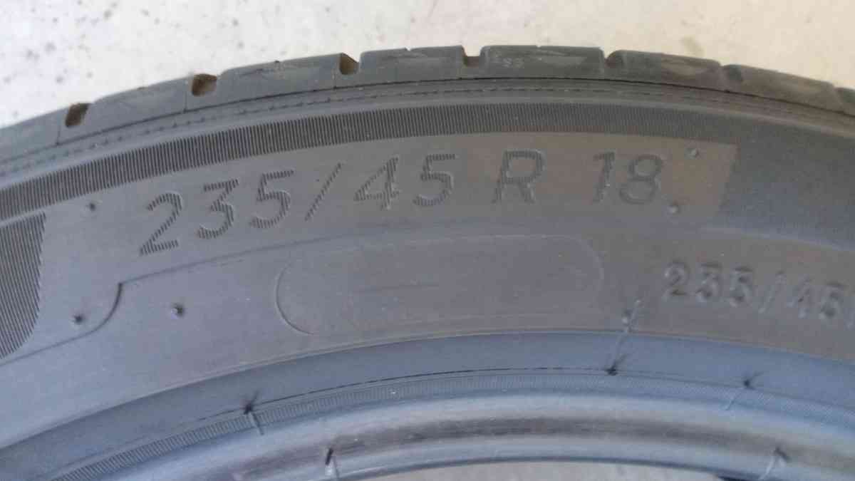 2 Michelin tires at 75   life - Atherton, California - FleaMarketBay