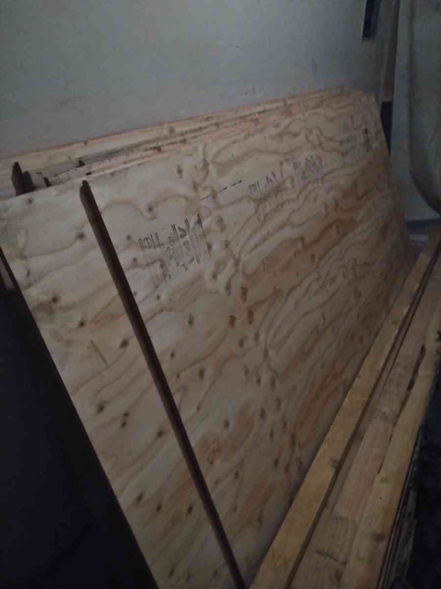 2x4x16 and 4x8x58 plywood - Maricopa, California - FleaMarketBay