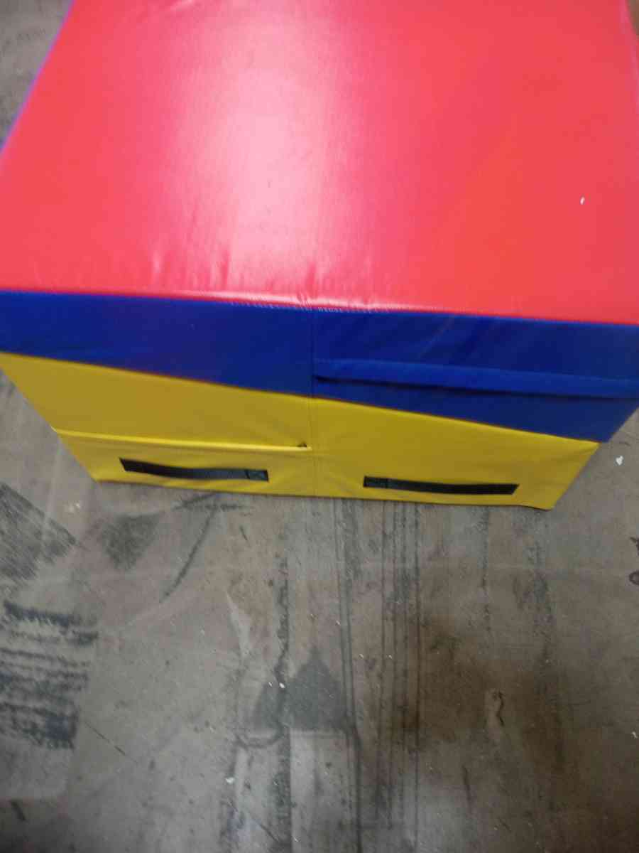 colchoneta de cua for gymnastics foldable - Duluth, Georgia - FleaMarketBay
