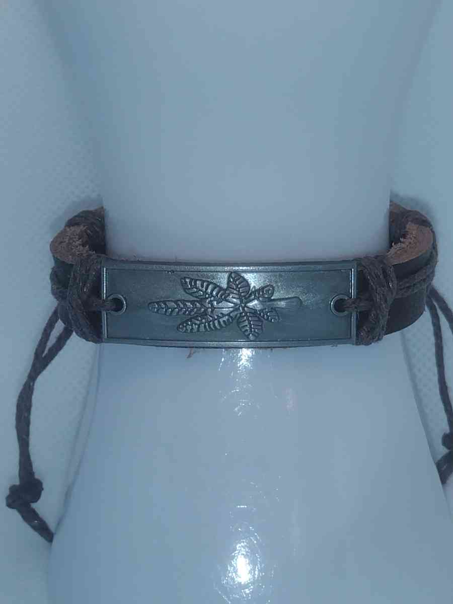 Brown Leaf Leather Bracelet VCB - Roanoke, Virginia - FleaMarketBay