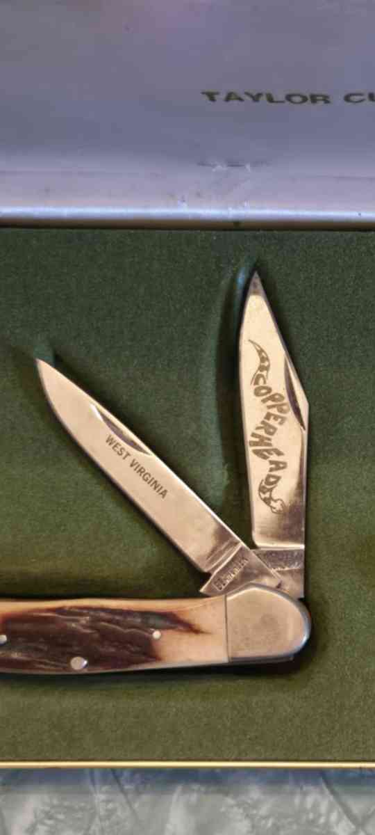 extremely rare taylor cutlery knife set - Booneville, Arkansas - FleaMarketBay