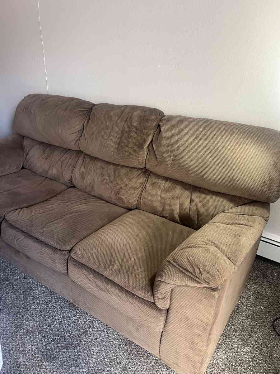 couch - Colorado Springs, Colorado