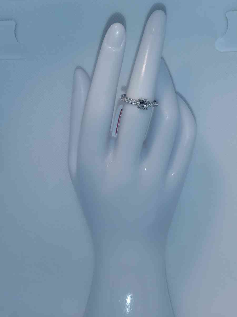 Square Cut Silver Ring GA - Roanoke, Virginia - FleaMarketBay