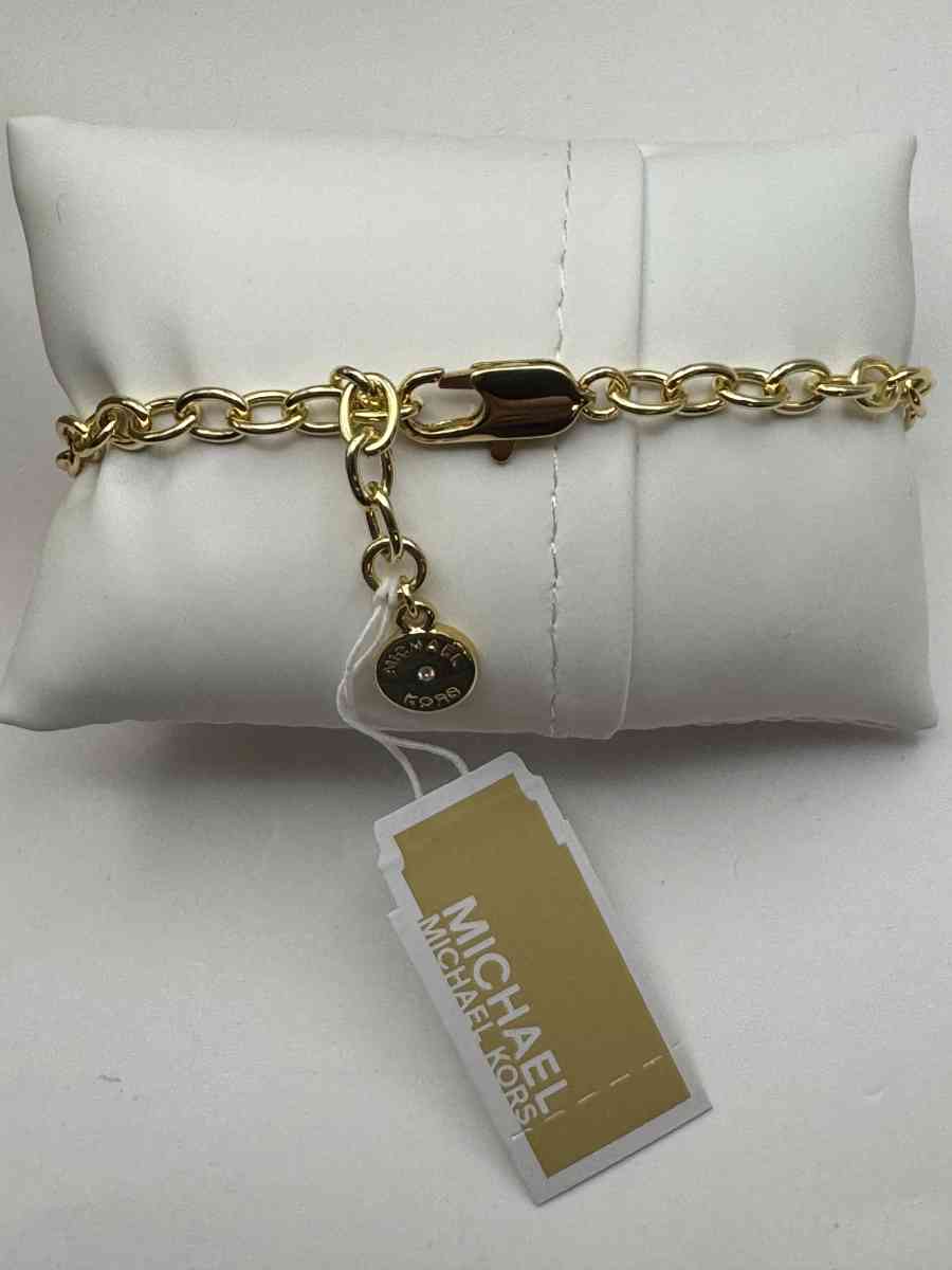 2009AIRT Michael Kors Pave Padlock Logo Chain Bracelet Goldt - Gallatin, Tennessee - FleaMarketBay