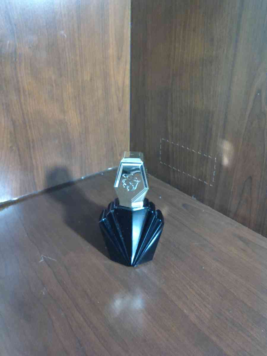 Elizabeth Taylor Passion Perfume - Roanoke, Virginia - FleaMarketBay