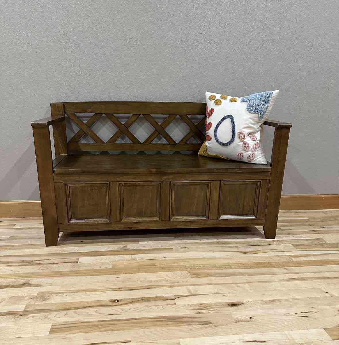 Amherst Entryway WoodStorage Bench - Portland, Oregon - FleaMarketBay