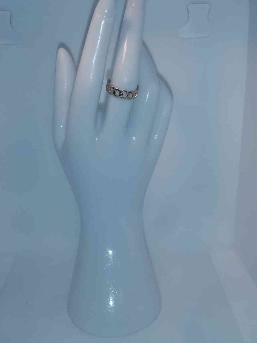 Open Chain Chic Rhinestone Ring - Roanoke, Virginia