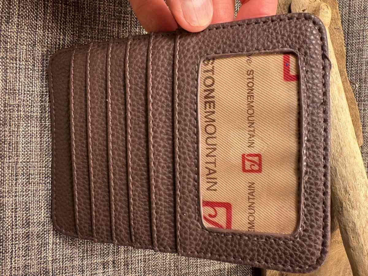 2038Stone Mountain Card Holder Brown Pebble Leather Embossed - Gallatin, Tennessee - FleaMarketBay