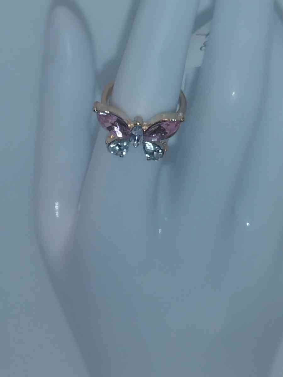 Pink White Butterfly Chic Rhinestone Ring - Roanoke, Virginia - FleaMarketBay