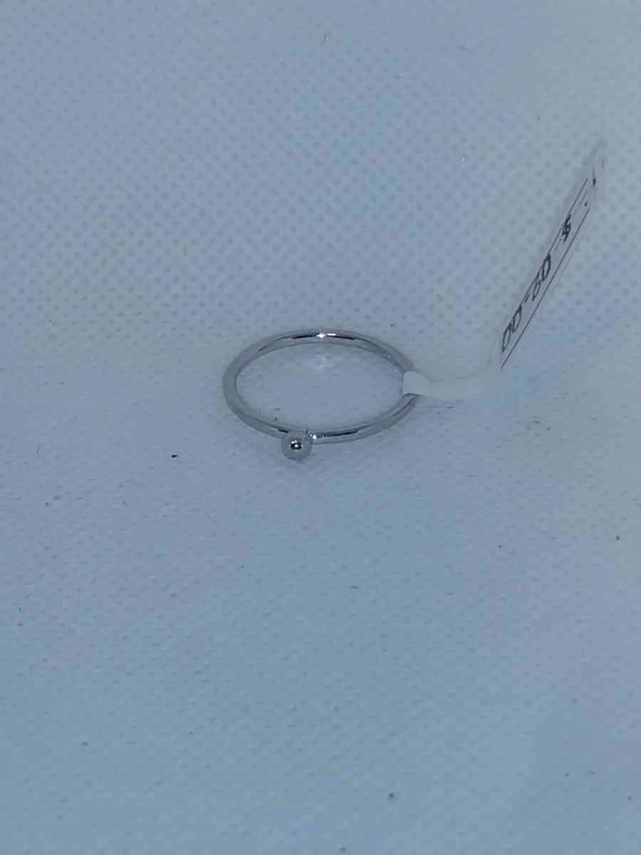 Silvery Sphere Ring RG - Roanoke, Virginia - FleaMarketBay
