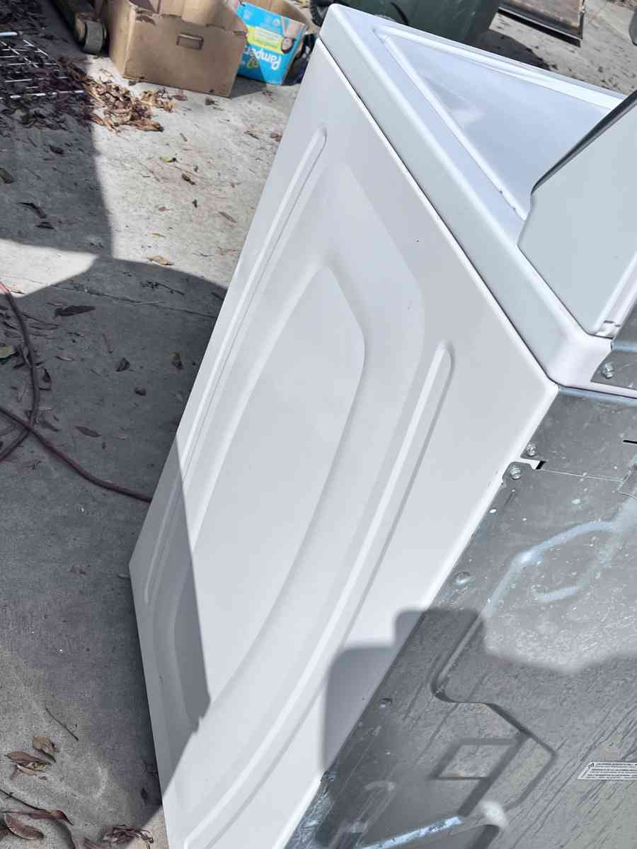 Maytag washing machine - Fayetteville, North Carolina - FleaMarketBay