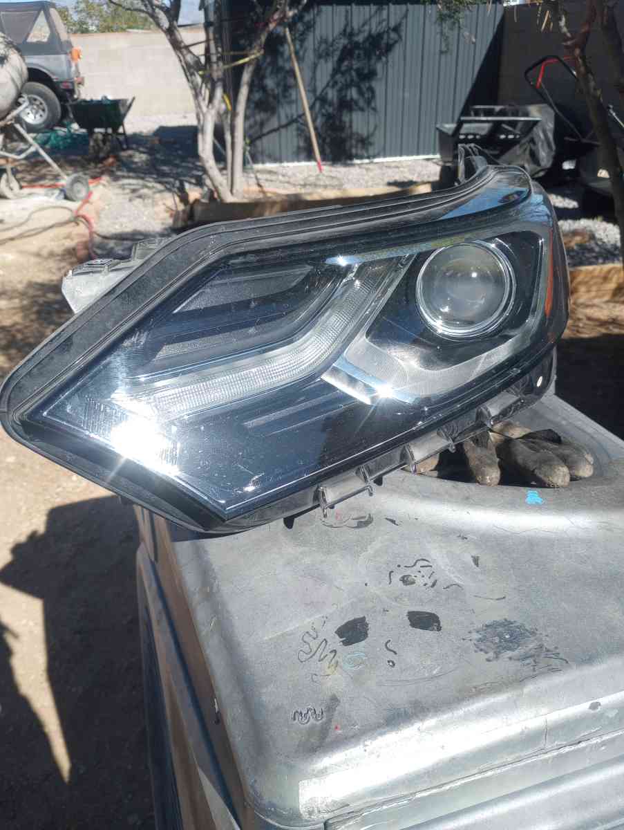 2018 to 2021 Chevy equinox headlights and fog lights - Benson, Arizona - FleaMarketBay