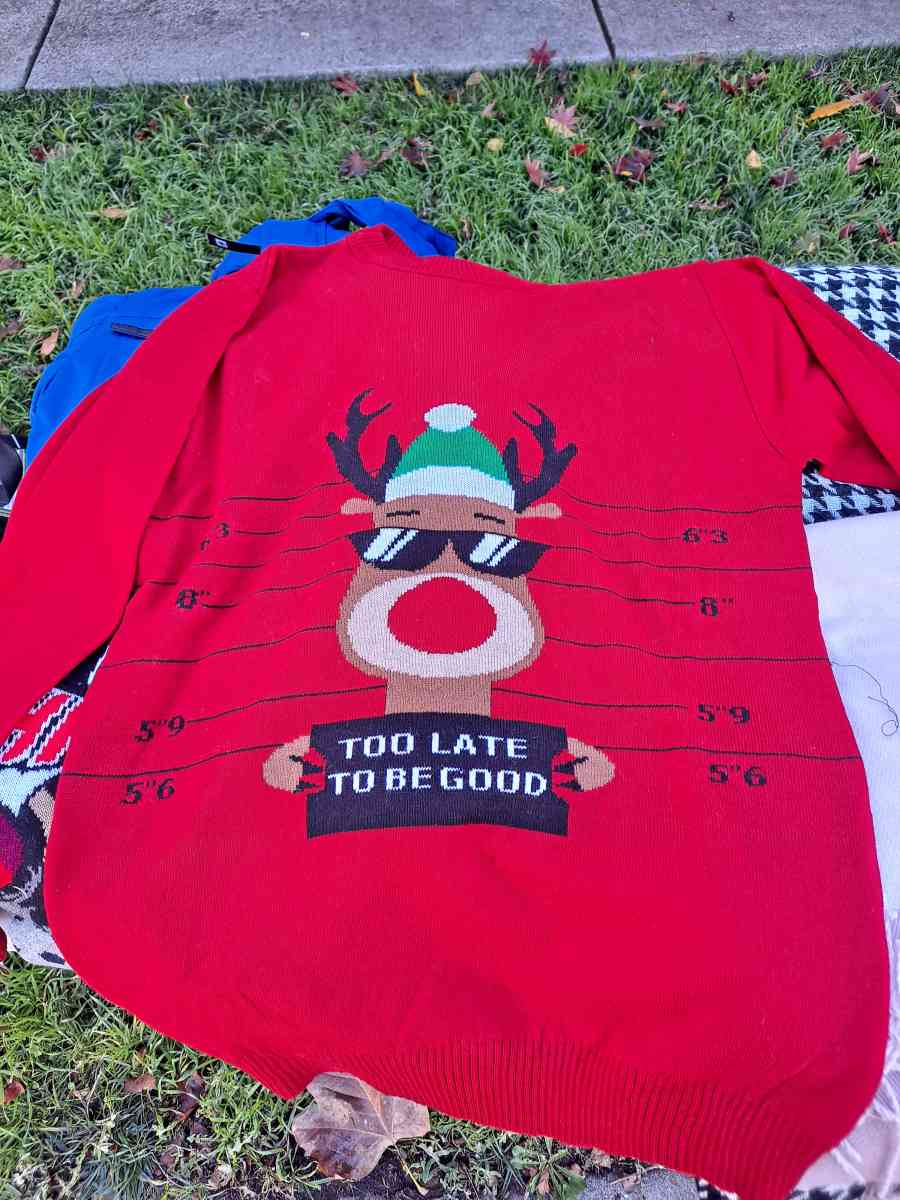ugly sweaters - Palo Alto, California - FleaMarketBay