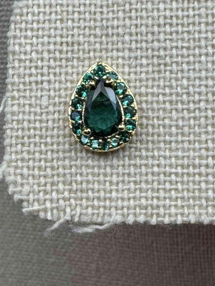 2012PIOR New Kate Spade Emerald Cubic Zirconia Stud Earrings - Gallatin, Tennessee - FleaMarketBay