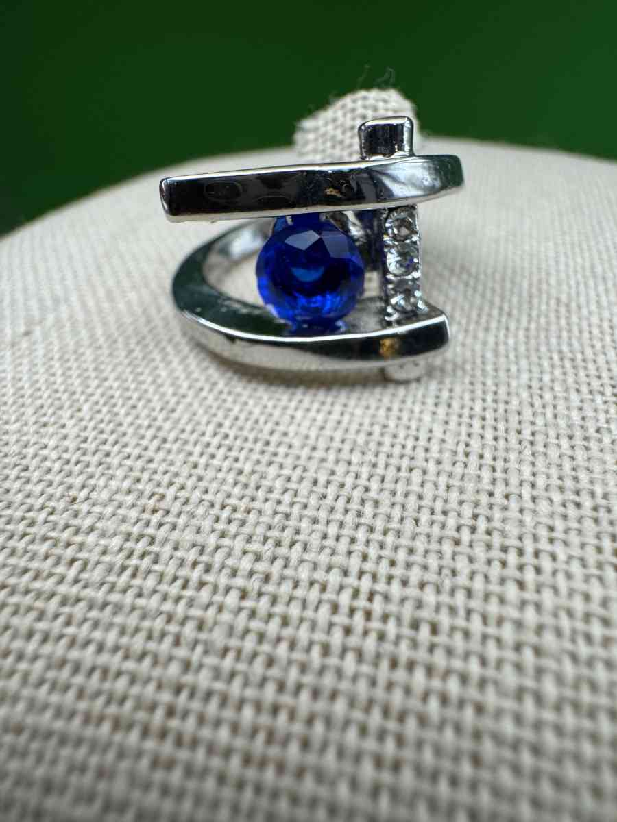 2023PTT New Beautiful  Silver Color Blue Gemstone Geometric - Gallatin, Tennessee