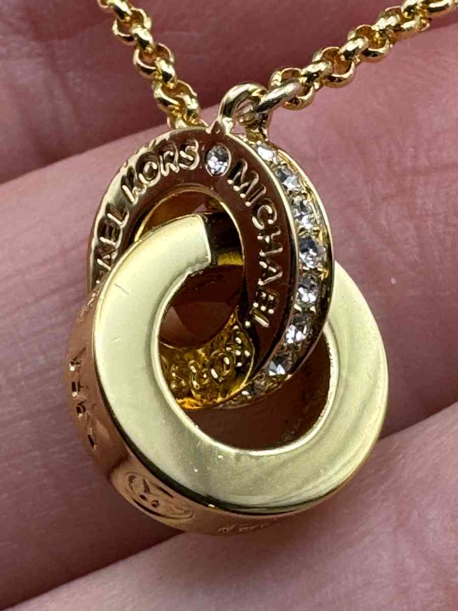 2000AHSH Michael Kors Brass W Gold Color Plating Circles  Cr - Gallatin, Tennessee - FleaMarketBay