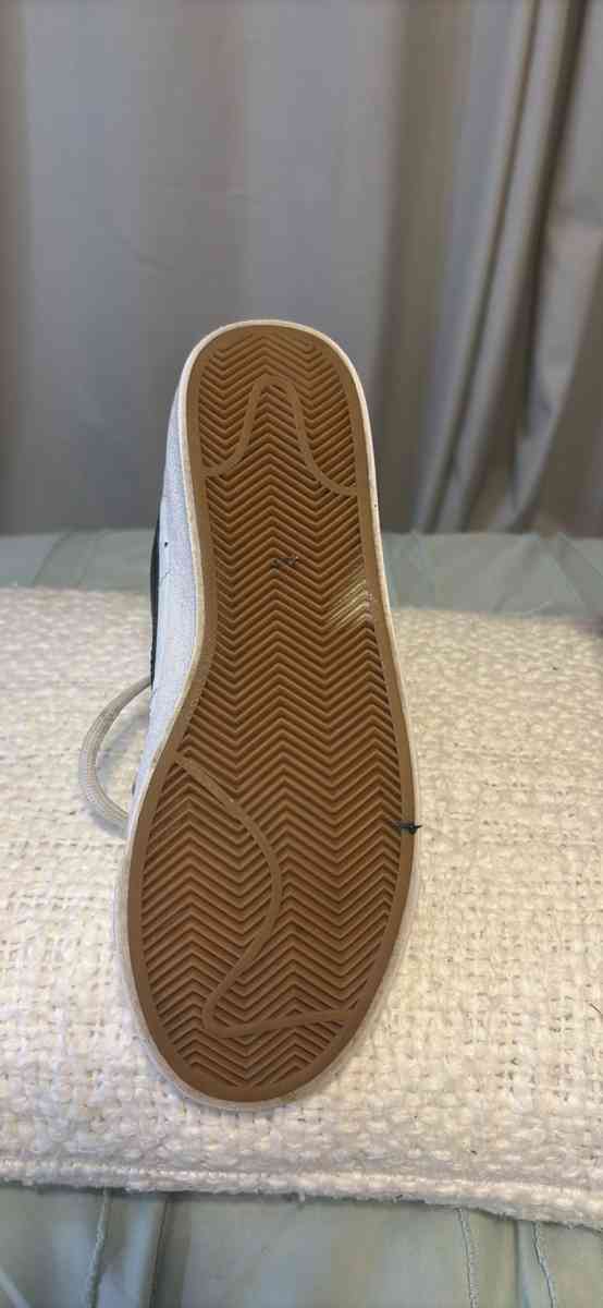 Nike blazers sneakers - Sarasota, Florida - FleaMarketBay