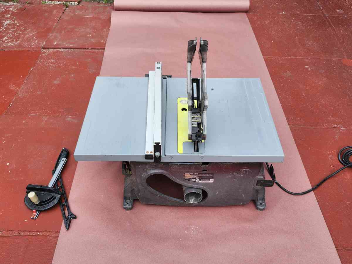 RYOBI13 Amp 814 in Compact Portable Corded Jobsite Table Saw - West Palm Beach, Florida - FleaMarketBay